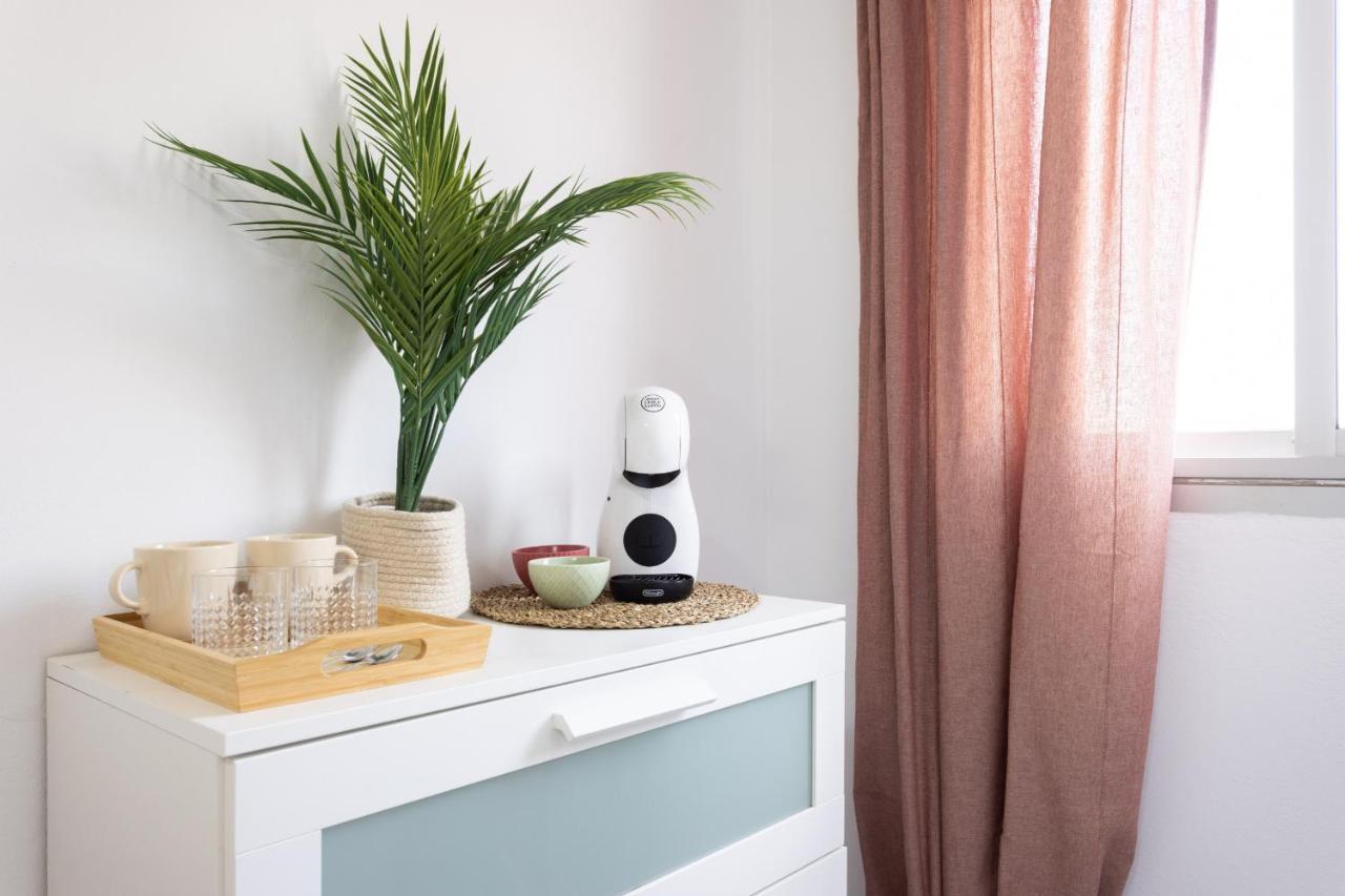 Eden Rentals 103 Surfy Stylish Bed&Coffee Room Granadilla De Abona Bagian luar foto